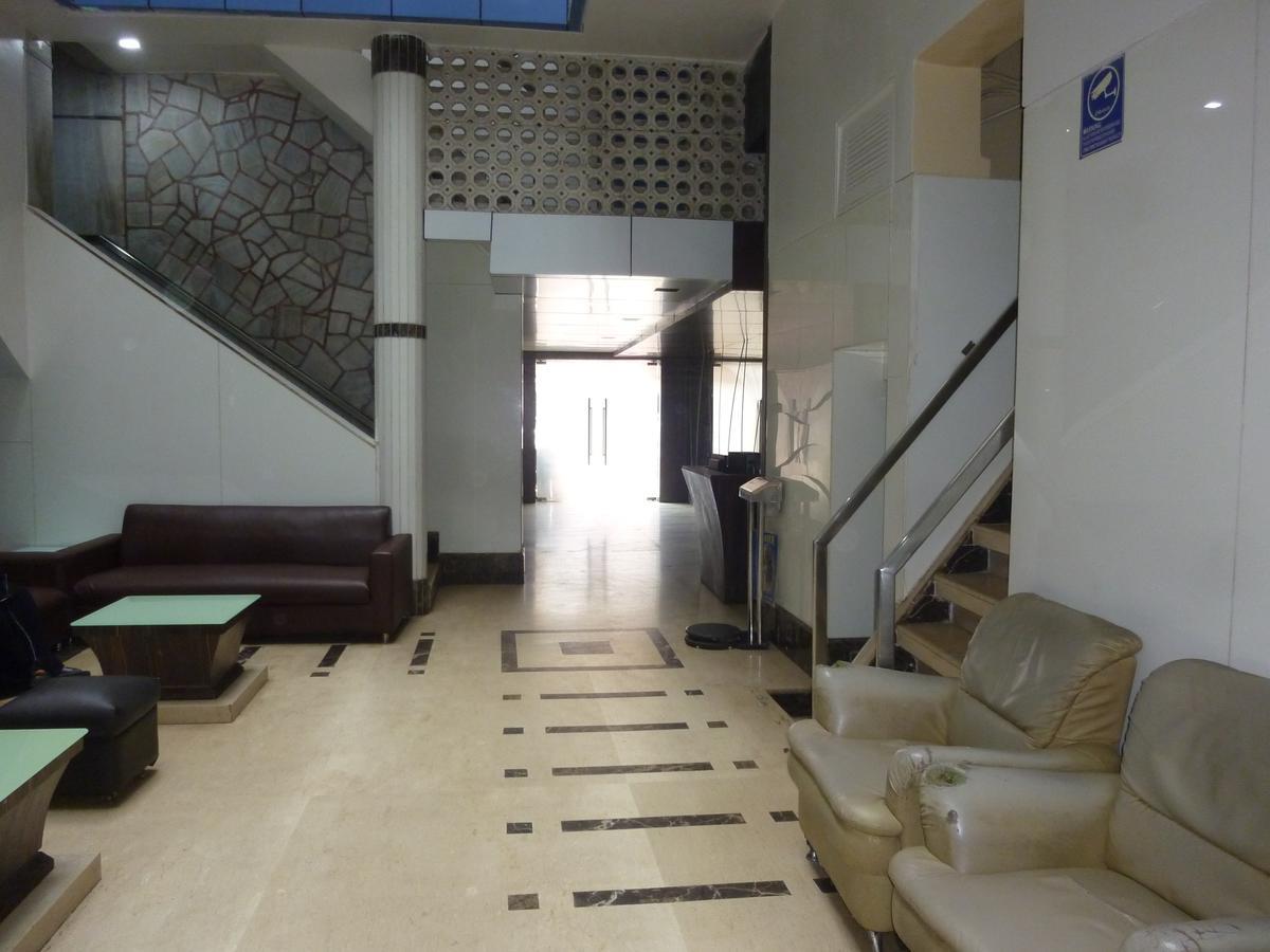 Hotel Stars Bombay Extérieur photo